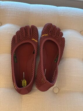 Women’s Slip-On Mesh Toe Shoes — watermelon red